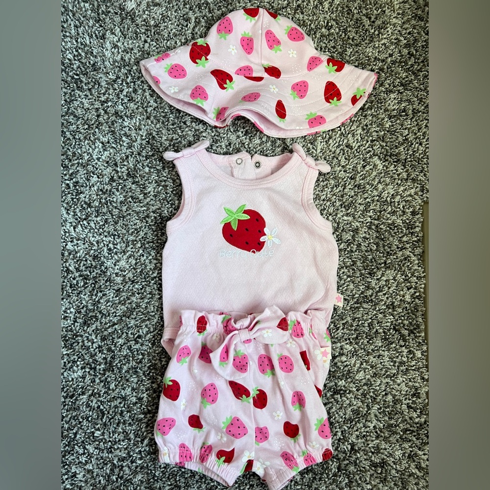“Berry Cute” baby girl outfit and hat